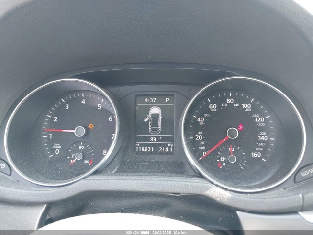 1VWDT7A31HC022087 Volkswagen 1.8 tsi