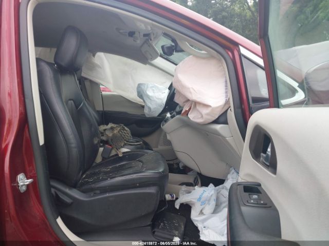 2018 CHRYSLER PACIFICA 2C4RC1BG7JR217518 Photo 4