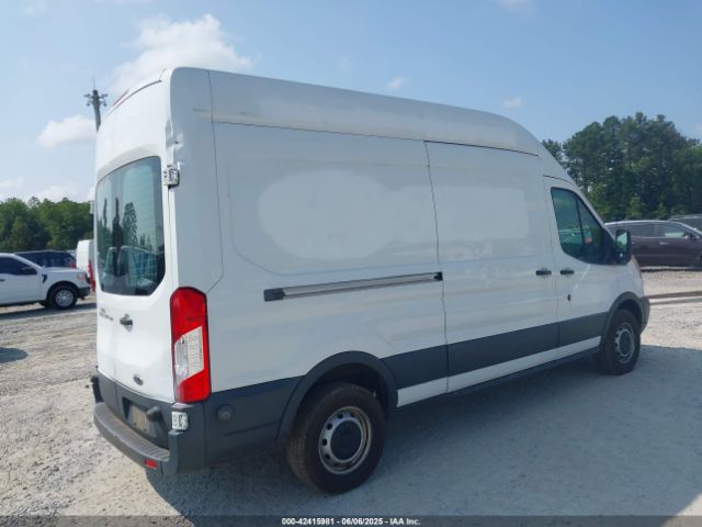 1FTYR2XM2FKA62025 Ford Transit-250