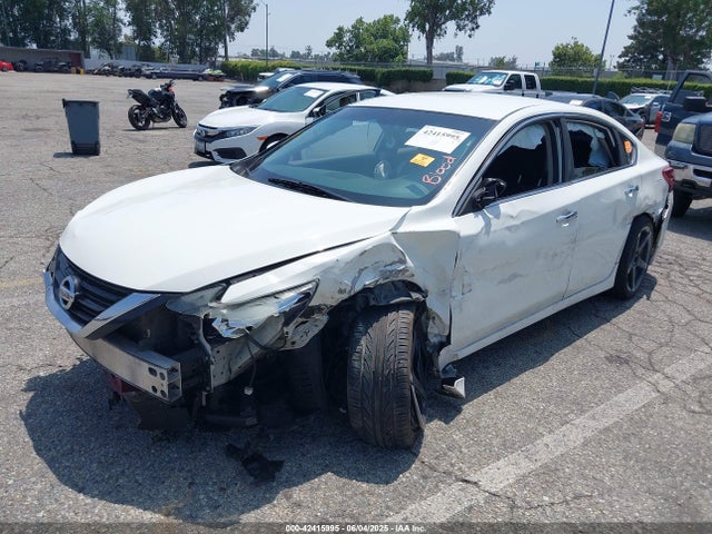 1N4AL3APXJC140622 Nissan 2018