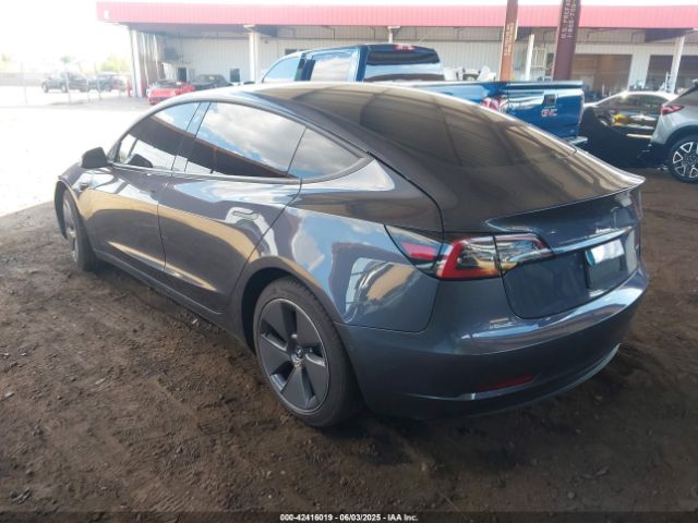 2021 TESLA MODEL 3 5YJ3E1EB1MF979663 Photo 2