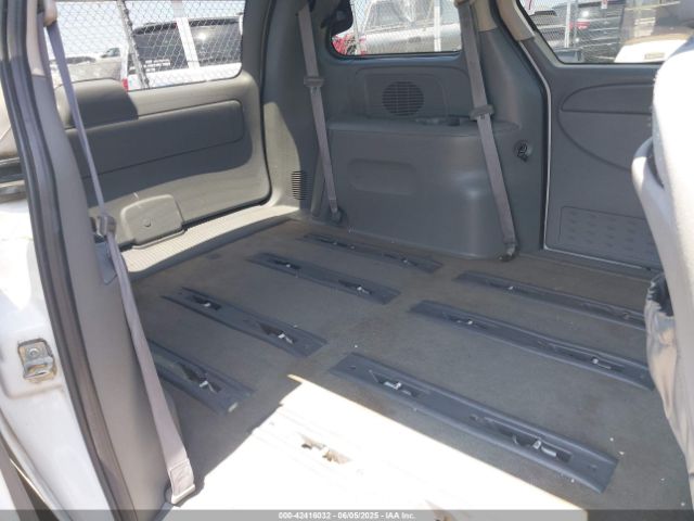 2006 CHRYSLER TOWN & COUNTRY 1A4GP45R26B704121 Photo 7