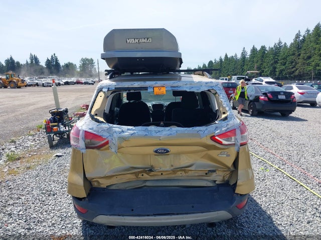 1FMCU9G94FUA09601 Ford Escape