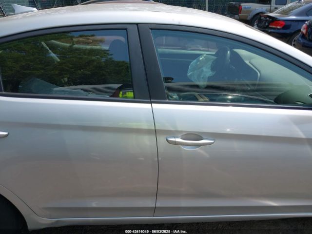 5NPD84LF5KH432980 Hyundai ELANTRA SEL