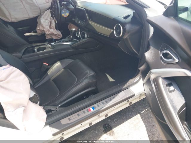 2020 CHEVROLET CAMARO 1G1FH1R77L0112204 Photo 4