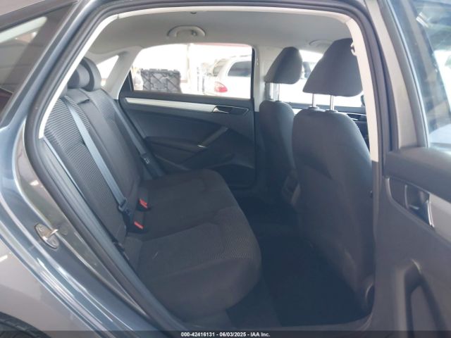 2018 VOLKSWAGEN PASSAT 1VWAA7A37JC047557 Photo 7