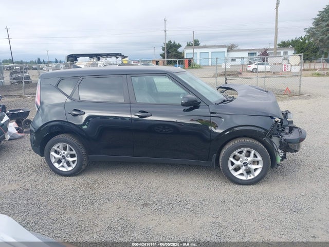 KNDJ23AU1P7887465 KIA mpi nu