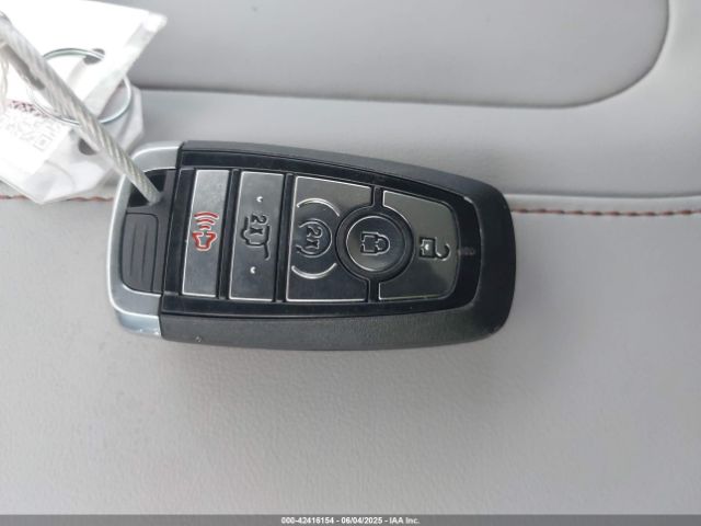 1FMJU1H86SEA17492 Ford Expedition Active