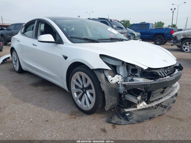 2022 TESLA MODEL 3 5YJ3E1EA2NF200652 Photo 0