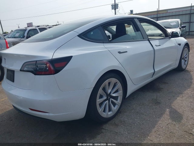 2022 TESLA MODEL 3 5YJ3E1EA2NF200652 Photo 3