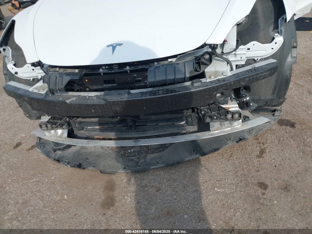 2022 TESLA MODEL 3 5YJ3E1EA2NF200652 Photo 5