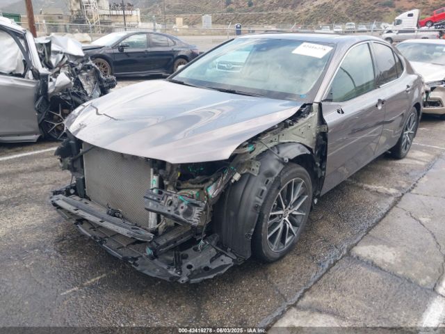 4T1F31AK9RU068189 Toyota Camry Hybrid Xle