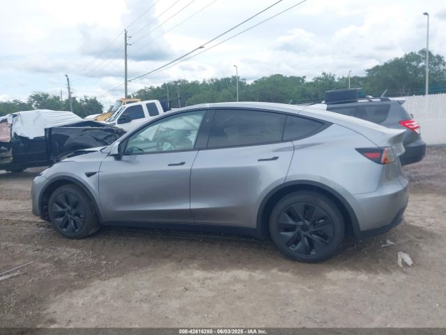 7SAYGDEEXRA294970 Tesla Model Y