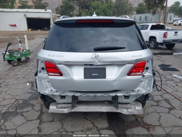 4JGDA5HB9JB082412 Mercedes-Benz m276