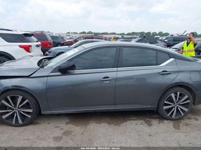 Nissan 2022 2022 1N4BL4CV4NN336040 Image 14