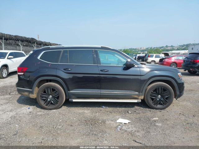 1V2NR2CA9JC563980 Volkswagen 2018