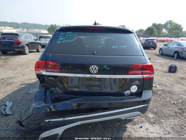 1V2NR2CA9JC563980 Volkswagen 2018
