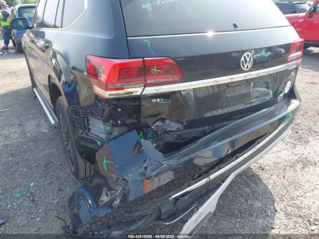1V2NR2CA9JC563980 Volkswagen 2018