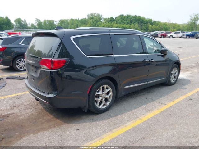 2018 CHRYSLER PACIFICA 2C4RC1BG4JR100494 Photo 3