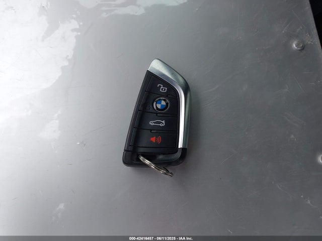 3MW5R1J0XM8C09190 BMW 330I