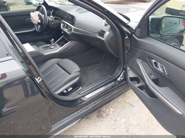 3MW5R1J0XM8C09190 BMW 330I