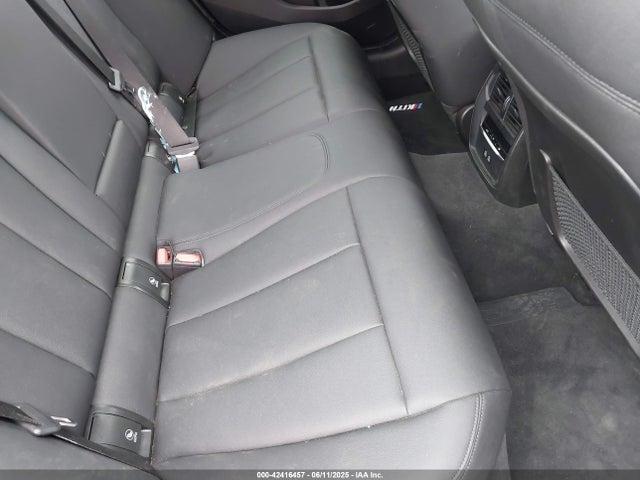 3MW5R1J0XM8C09190 BMW 330I