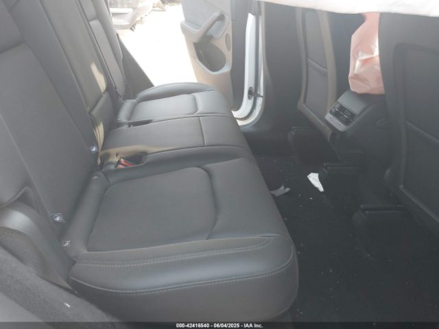 2025 TESLA MODEL Y 7SAYGDED5SF244428 Photo 7