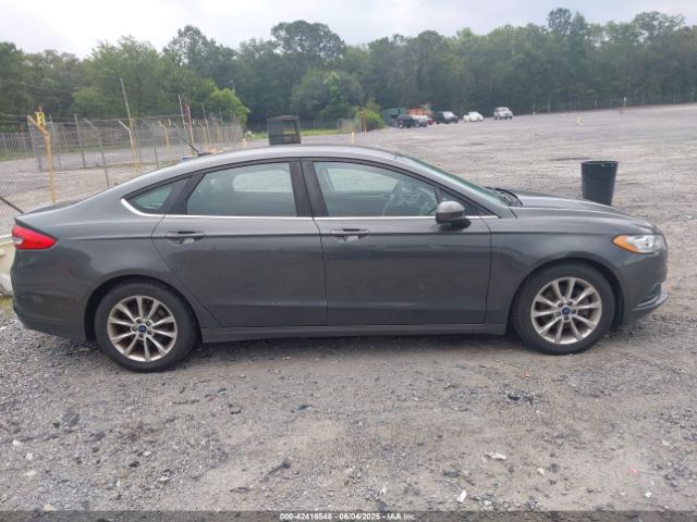3FA6P0HD6HR174945 Ford FUSION SE
