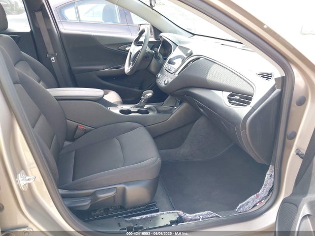 1G1ZD5ST7SF135372 Chevrolet MALIBU LT
