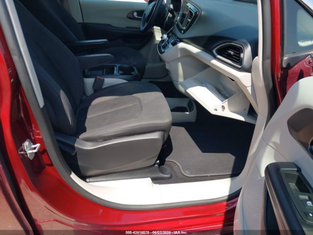 2019 CHRYSLER PACIFICA 2C4RC1FGXKR706264 Photo 4