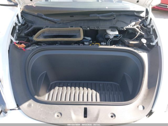 2021 TESLA MODEL Y 5YJYGDEE0MF093409 Photo 9