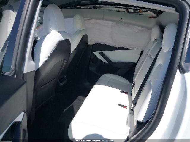 2021 TESLA MODEL Y 5YJYGDEE0MF093409 Photo 7