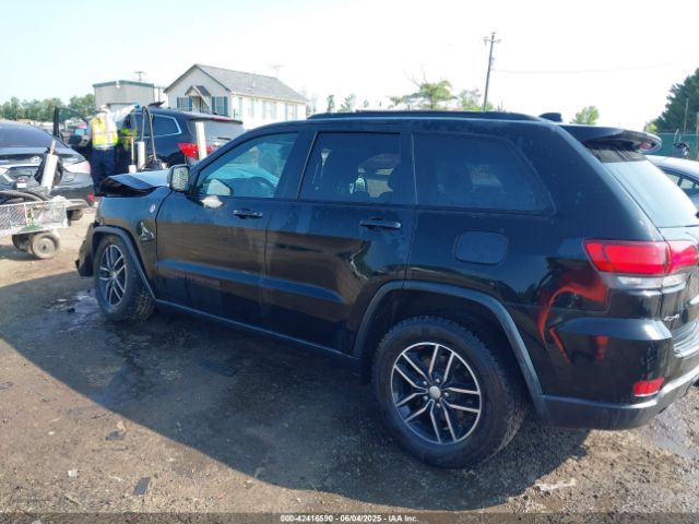 2018 JEEP GRAND CHEROKEE 1C4RJFLG4JC241057 Photo 2