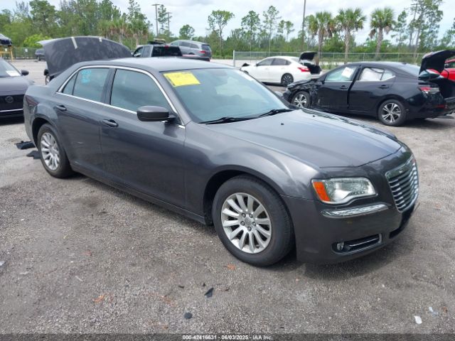 2014 CHRYSLER 300 2C3CCAAG7EH322857
