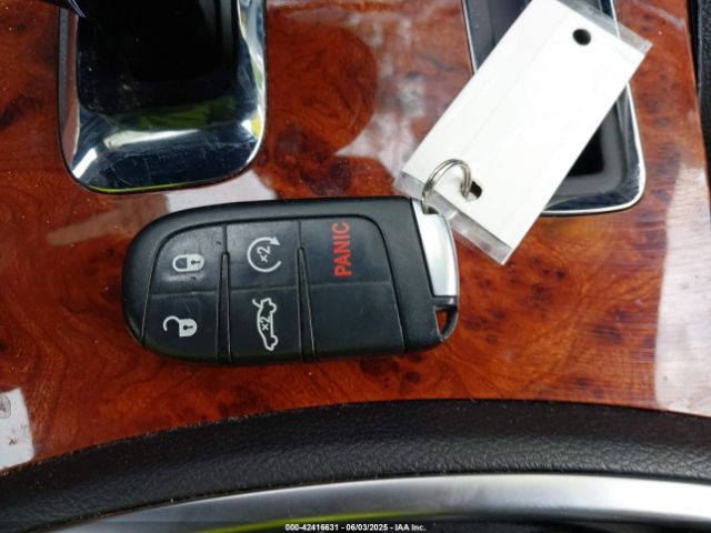 2014 CHRYSLER 300 2C3CCAAG7EH322857 Photo 10