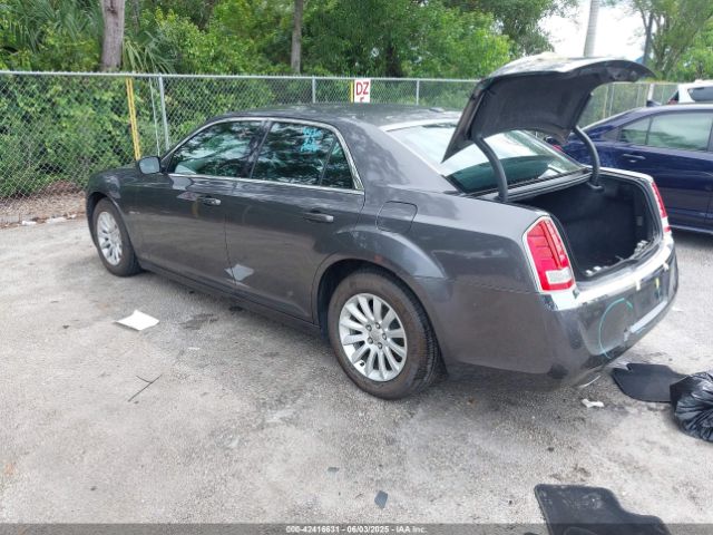 2014 CHRYSLER 300 2C3CCAAG7EH322857 Photo 2
