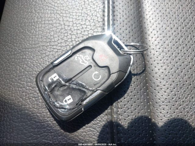 3GTU9FEL9LG344648 GMC Sierra 1500 4wd  Short Box Denali