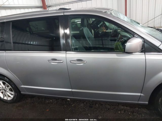 2C4RDGCG5JR240892 Dodge Grand Caravan Sxt