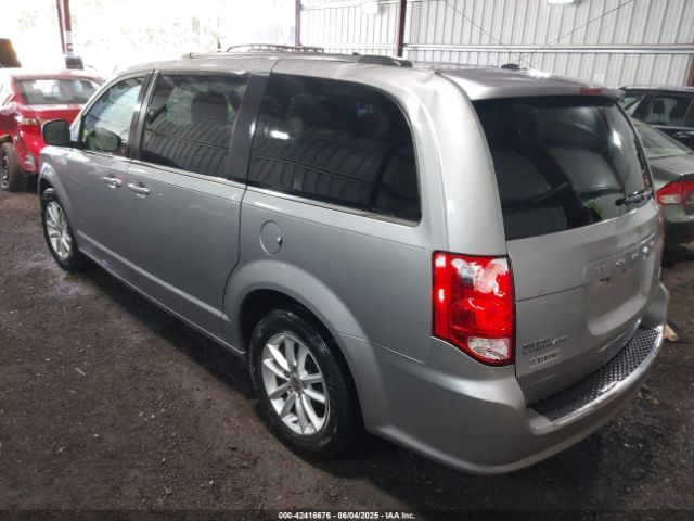 2C4RDGCG5JR240892 Dodge Grand Caravan Sxt