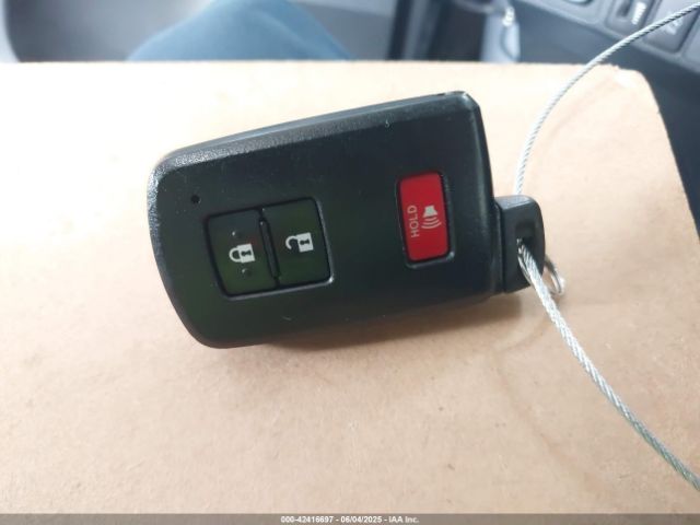 2018 TOYOTA RAV4 HYBRID JTMRJREV0JD252256 Photo 10