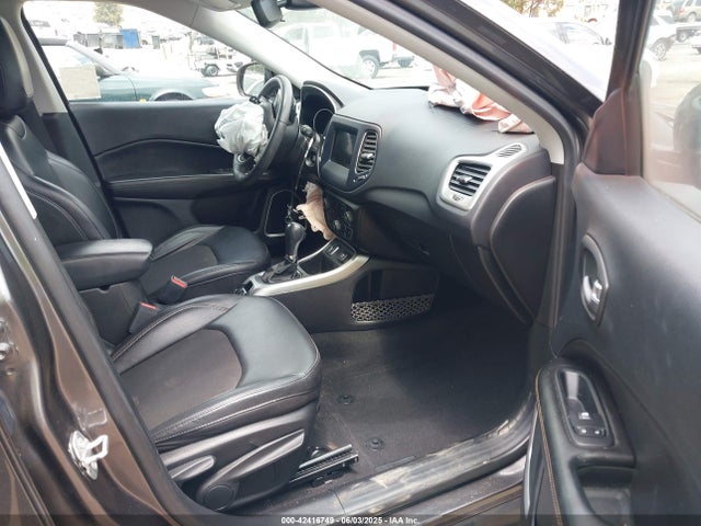 3C4NJCBB0MT598778 Jeep 2021