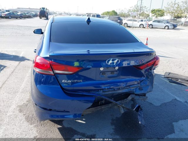 5NPD84LF2HH196569 Hyundai 2017