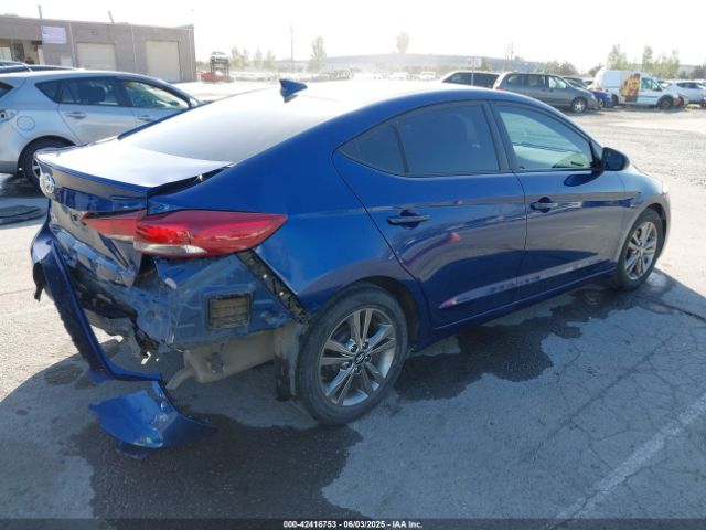 5NPD84LF2HH196569 Hyundai 2017