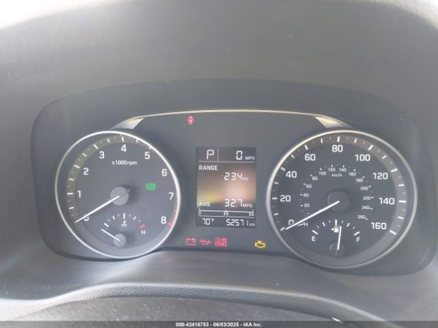 5NPD84LF2HH196569 Hyundai 2017