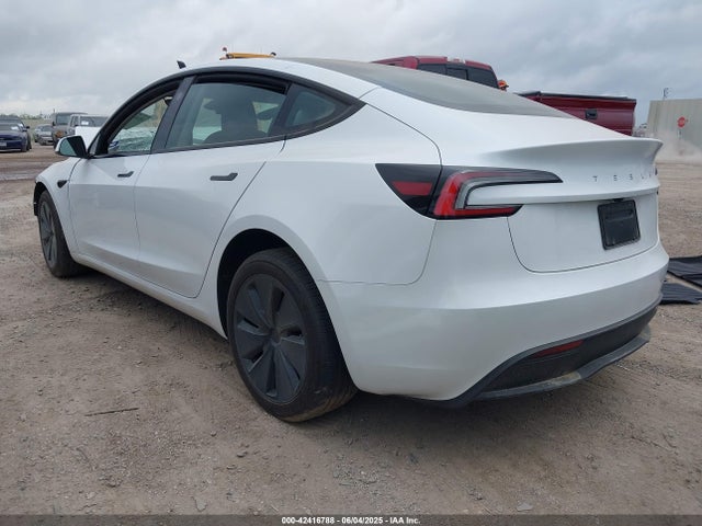 2024 TESLA MODEL 3 5YJ3E1EA7RF772127 Photo 2