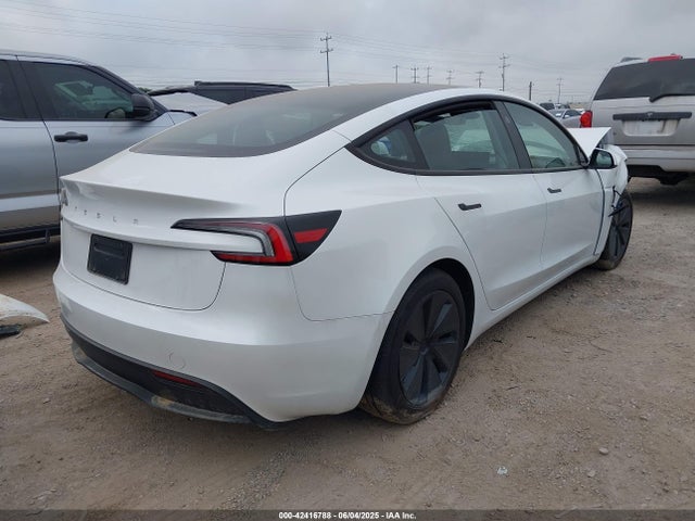 2024 TESLA MODEL 3 5YJ3E1EA7RF772127 Photo 3