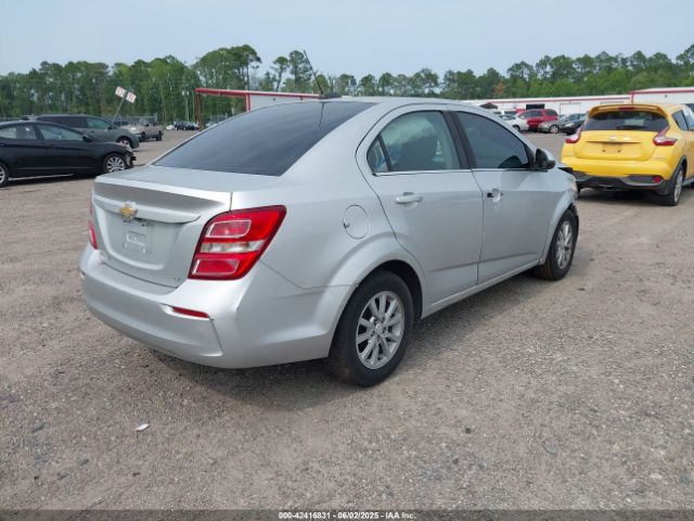 1G1JD5SH9H4118098 Chevrolet Sonic Lt Auto