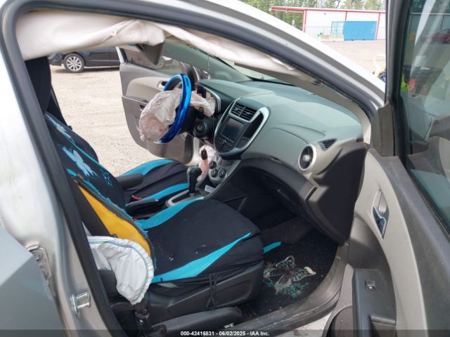 1G1JD5SH9H4118098 Chevrolet Sonic Lt Auto
