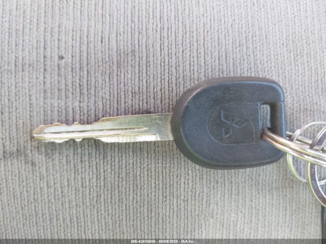 2000 MITSUBISHI GALANT 4A3AA46G2YE053257 Photo 10