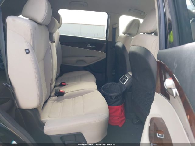 5XYPGDA50GG131686 KIA Sorento 3.3l Lx